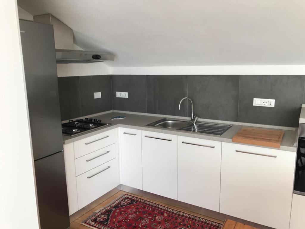La Casa Con Vista Di Emma Apartment Vezzano Ligure Exterior foto